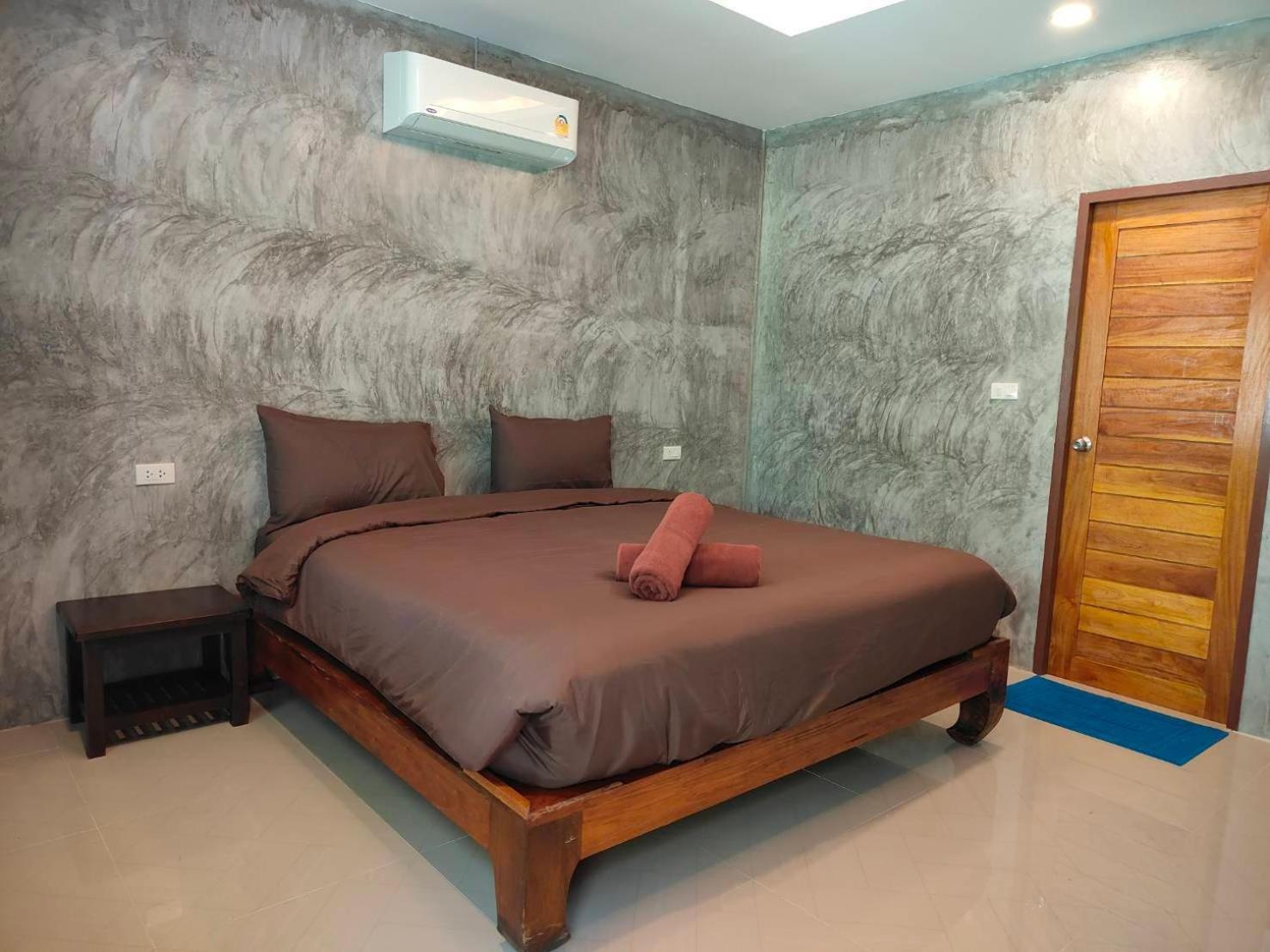 Apartamento Baanchomjan Kohyaoyai Ban Nai Wat Exterior foto